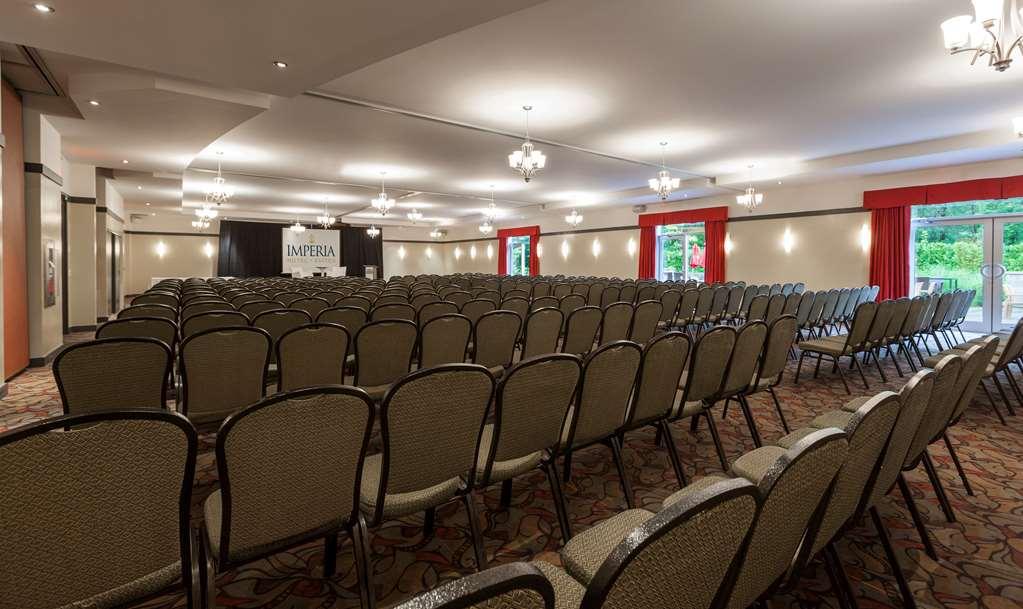 Imperia Hotel Et Suites Terrebonne Udogodnienia zdjęcie
